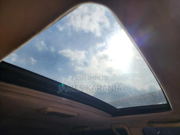 Toyota Land Cruiser 2006 White