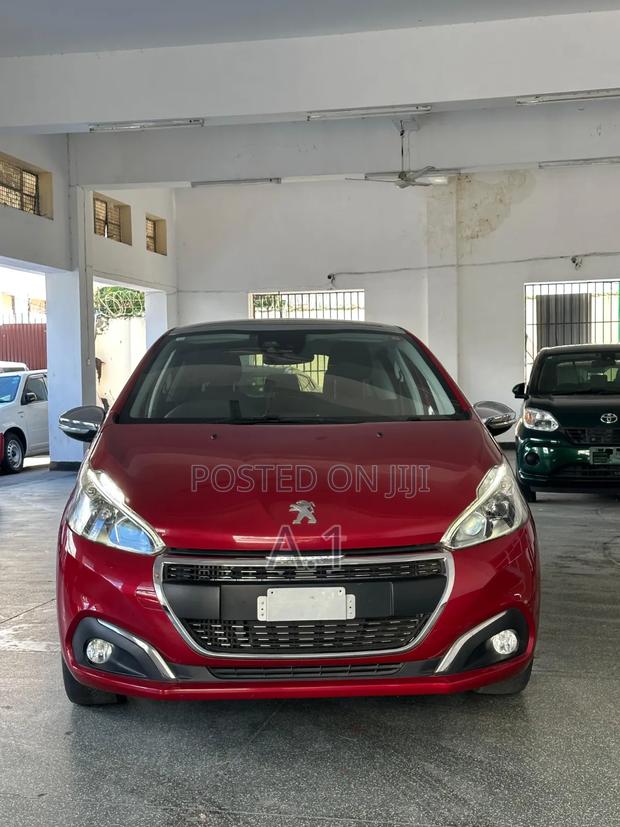 Peugeot 208 2019 Red