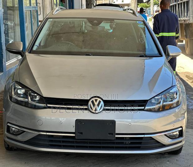 Volkswagen Golf 2019 Gray