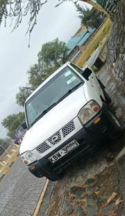 Nissan NP300 2013 White for sale