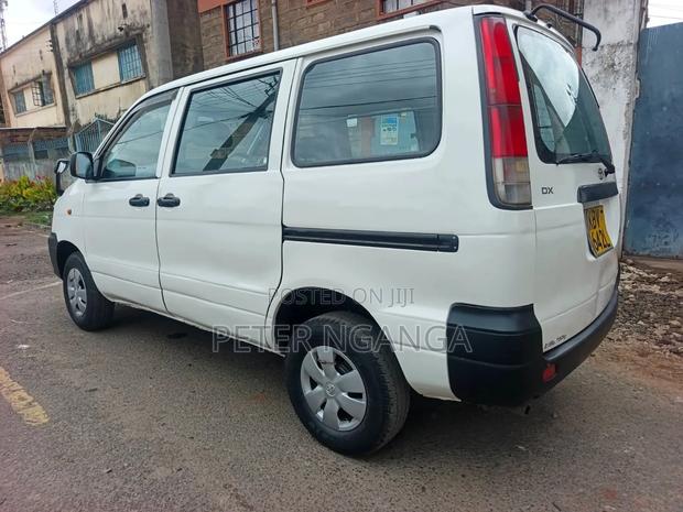 Toyota TownAce 2006 Off white