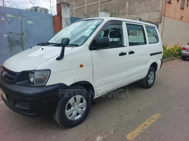 Toyota TownAce 2006 Off white