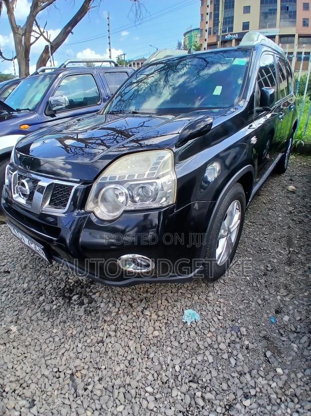 Nissan X-Trail 2.0 Petrol XE 2012 Black