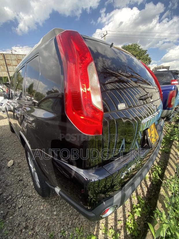Nissan X-Trail 2.0 Petrol XE 2012 Black
