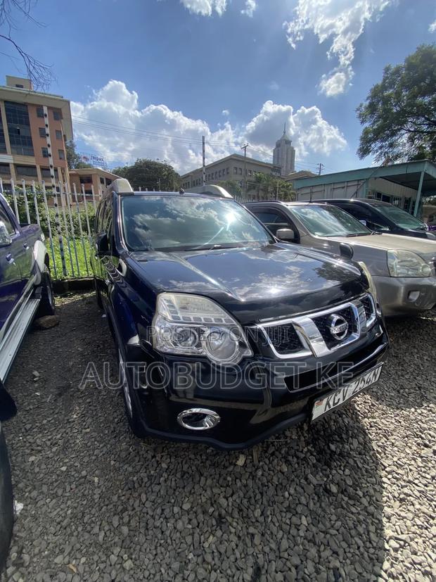 Nissan X-Trail 2.0 Petrol XE 2012 Black