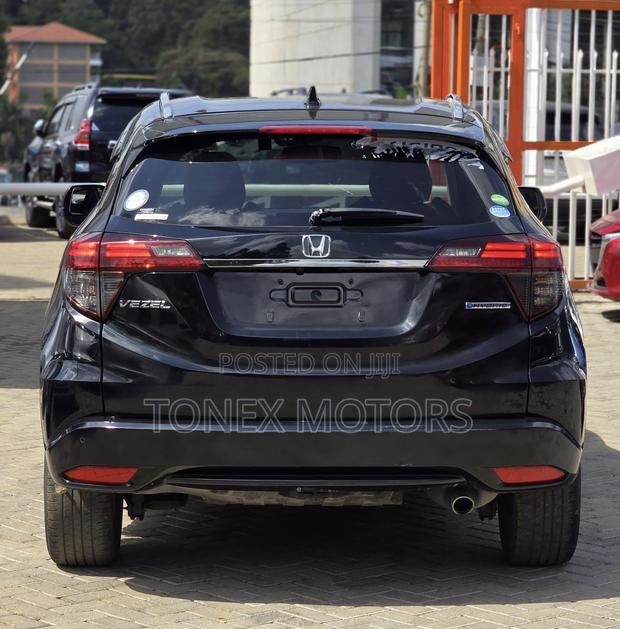 Honda Vezel 2020 Black