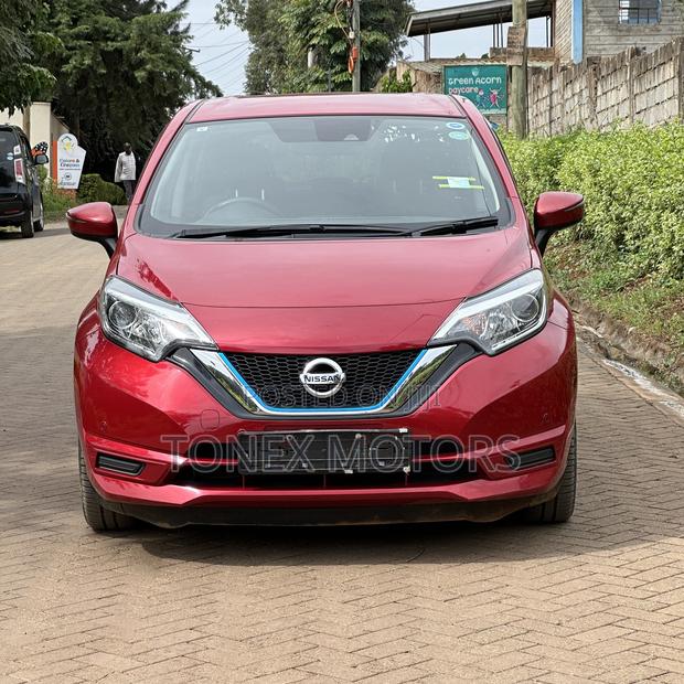 Nissan Note 1.2 Hybrid NISMO 2019 Red