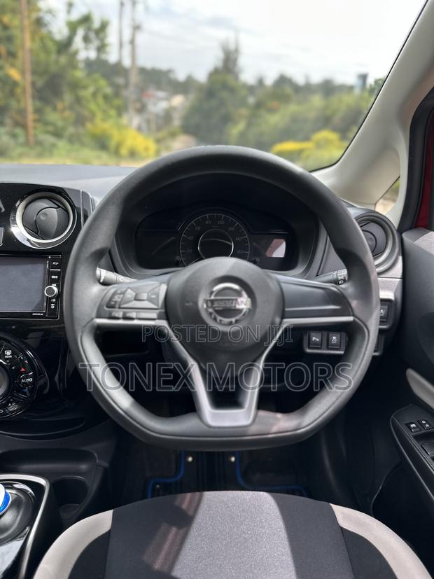 Nissan Note 1.2 Hybrid NISMO 2019 Red