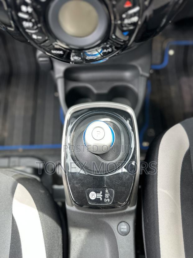 Nissan Note 1.2 Hybrid NISMO 2019 Red