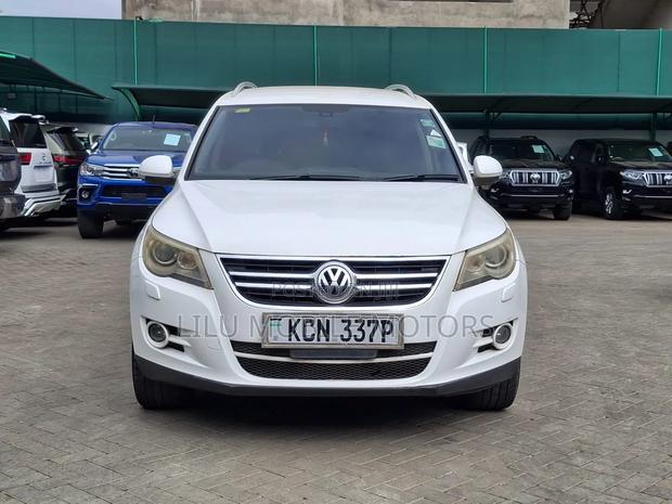 Volkswagen Tiguan 2010 White