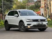 Volkswagen Tiguan 2018 White for sale