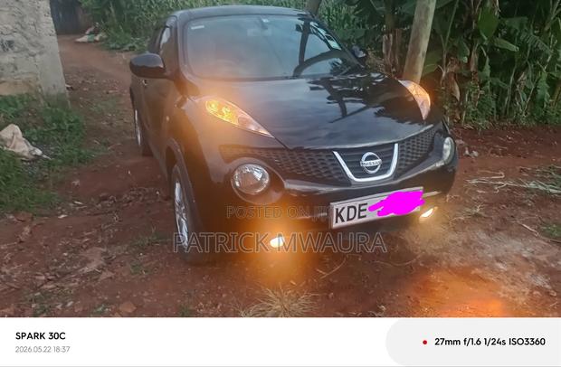 Nissan Juke S 4dr Hatchback (1.6L 4cyl Turbo CVT) 2014 Black