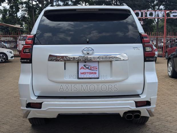 Toyota Land Cruiser Prado 2.7 2018 White