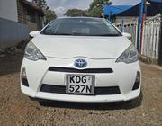 Toyota Aqua 2014 White for sale