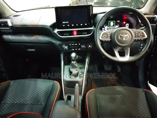 Toyota Raize 2020 Black