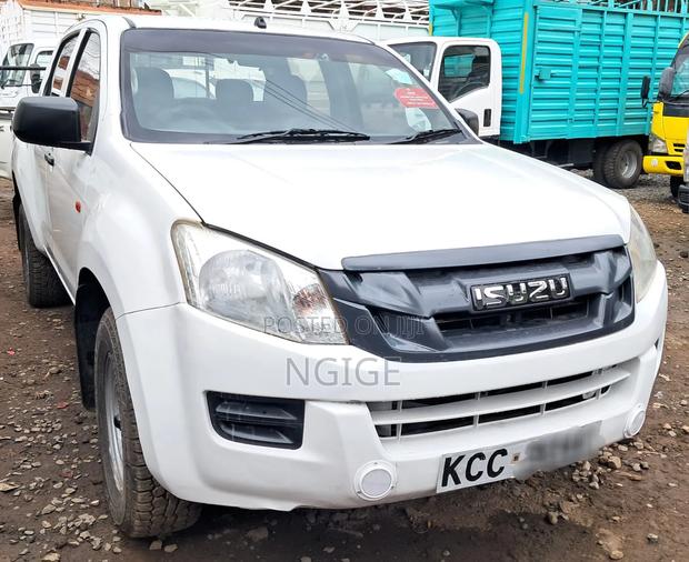 Isuzu D-MAX 2014 White