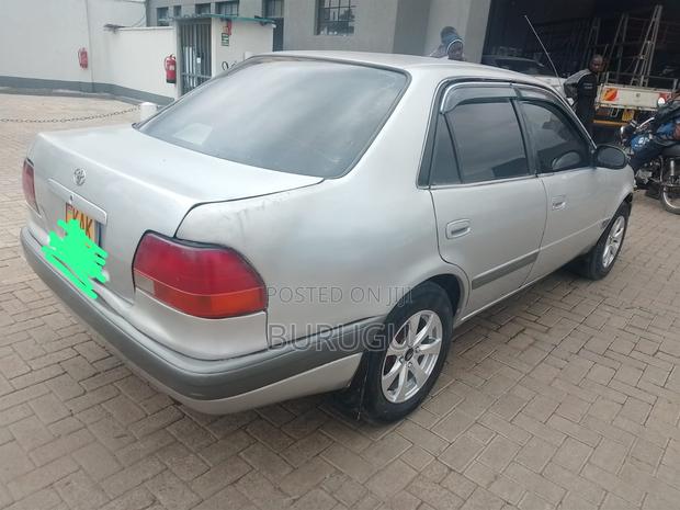 Toyota Corolla 1991 Silver