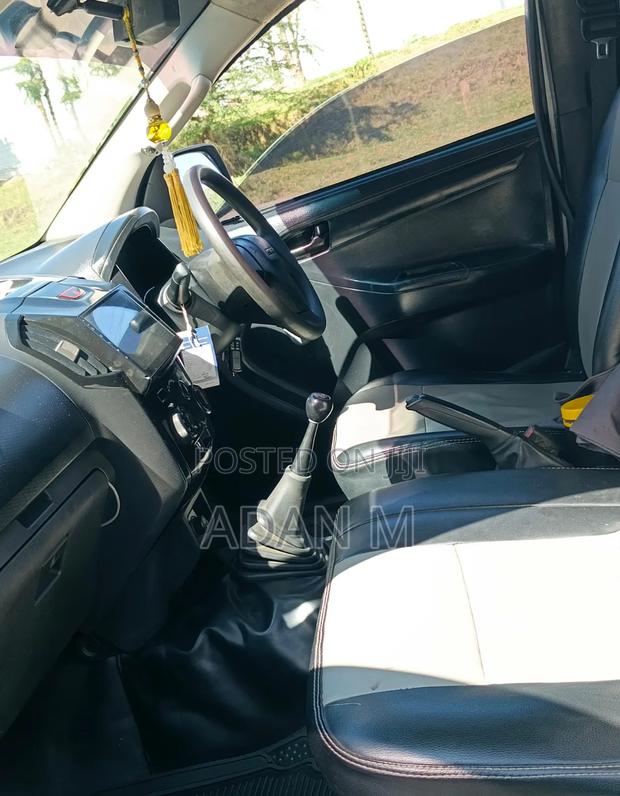 Isuzu D-MAX 2019 White
