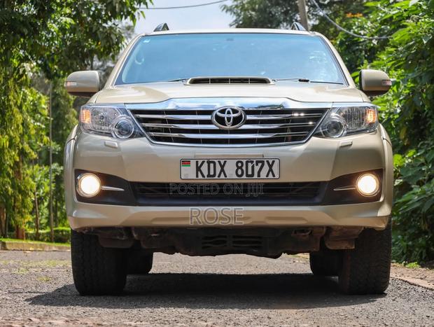 Toyota Fortuner 2014 Beige