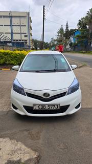 Toyota Vitz 2013 White for sale