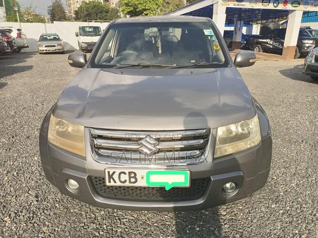 Suzuki Escudo 2007 Gray