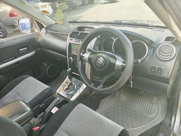 Suzuki Escudo 2007 Gray