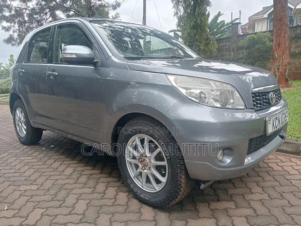 Toyota Rush 2010 Gray