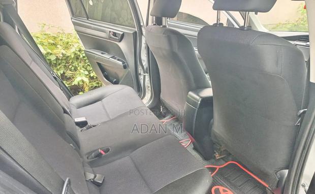 Toyota Corolla Fielder 2018 Silver