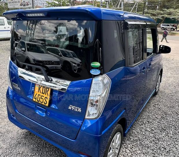 Nissan Dayz 2018 Blue