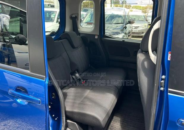 Nissan Dayz 2018 Blue