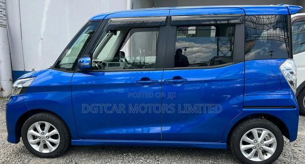 Nissan Dayz 2018 Blue