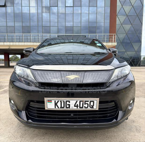 Toyota Harrier 2.0 2015 Black