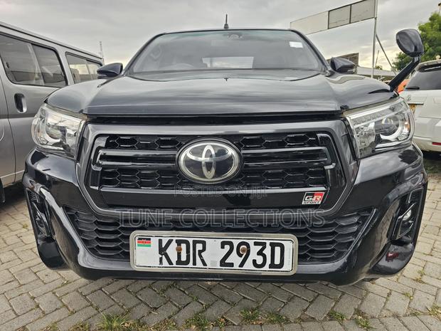 Toyota Hilux Revo Double Cab Deisel 2.4 AWD 2019 Black