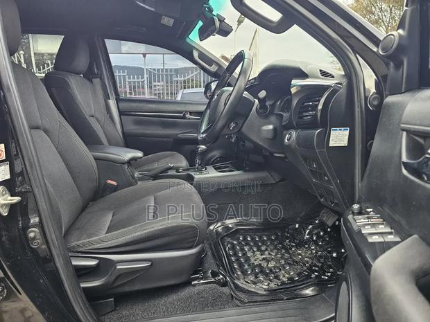 Toyota Hilux Revo Double Cab Deisel 2.4 AWD 2019 Black