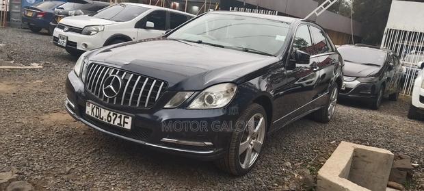 Mercedes-Benz E250 2011 Blue