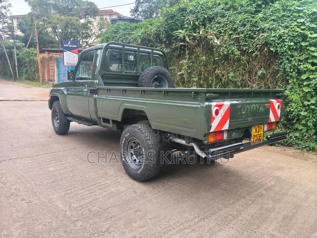 Toyota Land Cruiser 2008