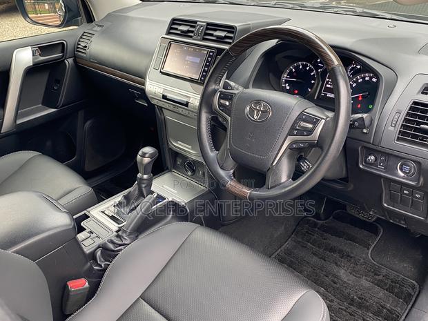 Toyota Land Cruiser Prado 2.7 2020 Black