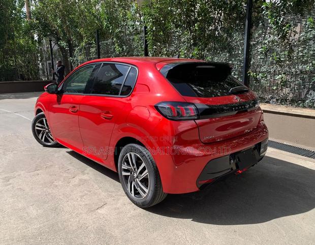 Peugeot 208 2020 Red
