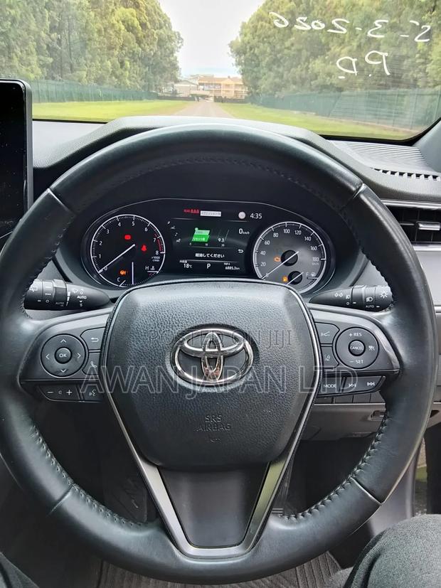Toyota Harrier 2.0 2020 Black