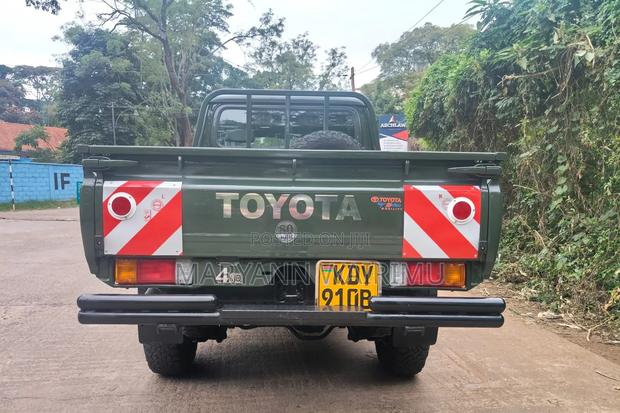 Toyota Land Cruiser 79 Series 2008 Green