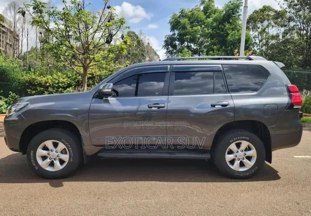 Toyota Land Cruiser Prado 3.0 D-4D 5dr 2009 Gray