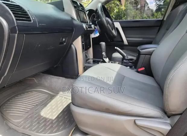 Toyota Land Cruiser Prado 3.0 D-4D 5dr 2009 Gray