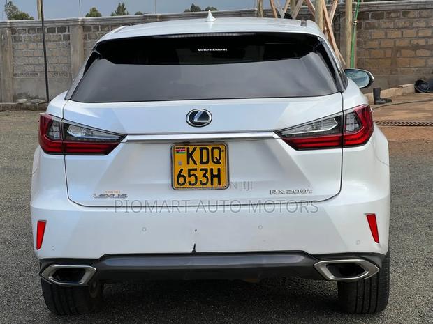 Lexus RC 2017 White