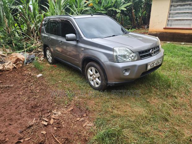 Nissan X-Trail 2.0 Petrol XE 2009 Gray