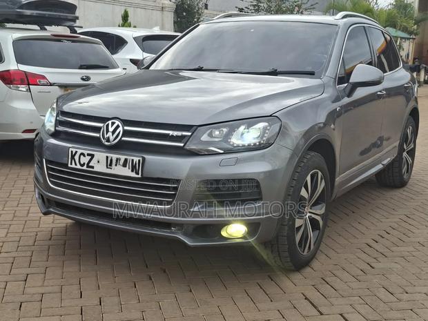 Volkswagen Touareg TDI Executive 4dr SUV AWD (3.0L 6cyl Turbodiesel 8A)