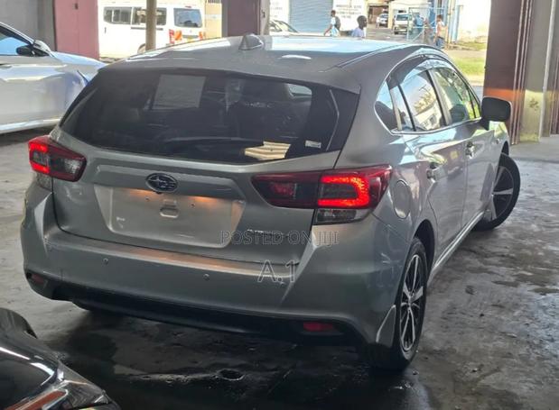 Subaru Impreza Premium AWD Hatchback 2020 Silver