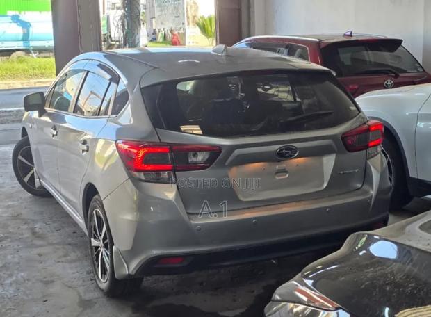 Subaru Impreza Premium AWD Hatchback 2020 Silver