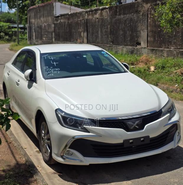 Toyota Mark X 2.5 RWD 2018 White