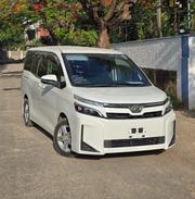 Toyota Voxy 2019 White for sale