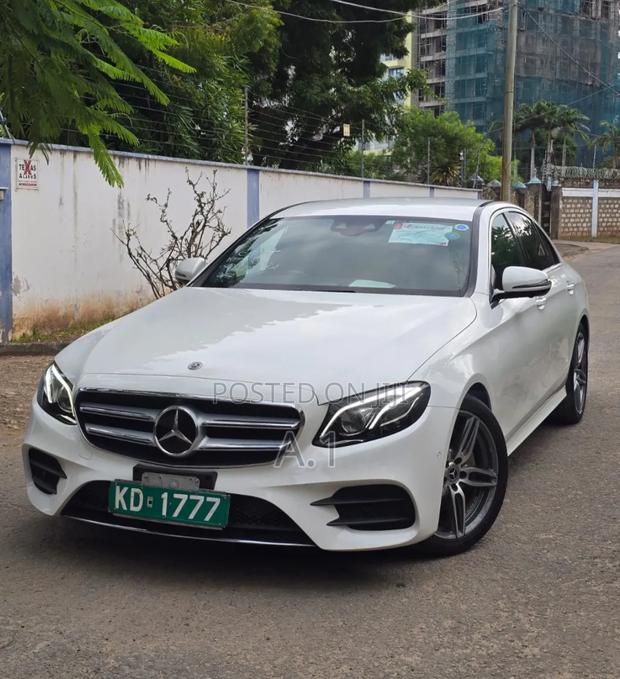 Mercedes-Benz E200 2019 White